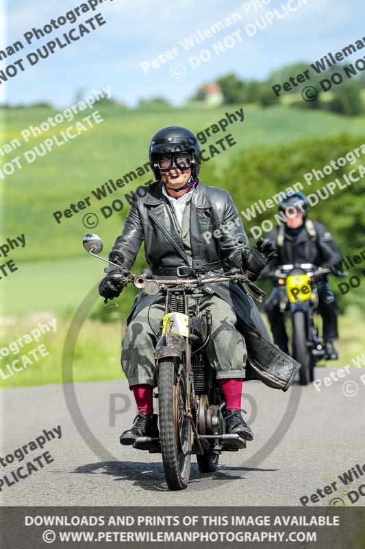 Vintage motorcycle club;eventdigitalimages;no limits trackdays;peter wileman photography;vintage motocycles;vmcc banbury run photographs
